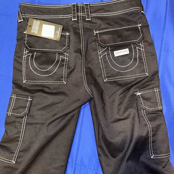 True Religion Cargo Jeans - Picture 4 of 4